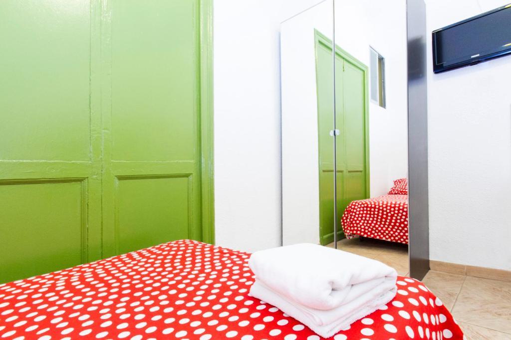 Hostal Bahia Мадрид Номер фото