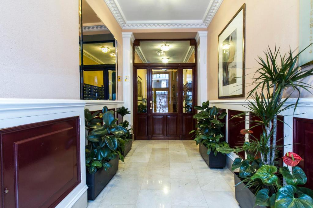 Hostal Bahia Мадрид Экстерьер фото