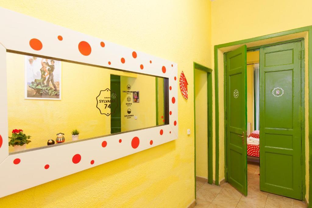 Hostal Bahia Мадрид Экстерьер фото